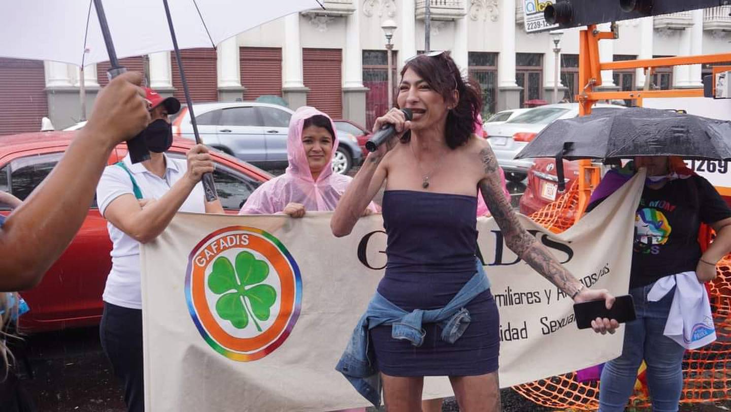 Dayana Hernández, una de las grandes luchadoras de los derechos de la comunidad transgénero de Costa Rica, falleció este lunes 1 de julio. Quedó a 14 días de cumplir 41 años, justo la edad máxima de expectativa de vida en este país para las mujeres transgénero