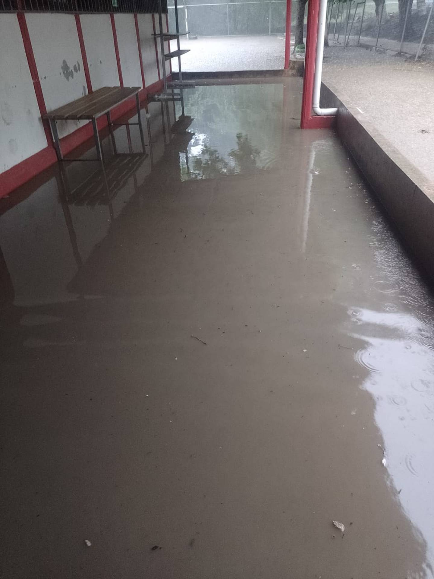 Inundaciones en Nicoya provocan emergencias
