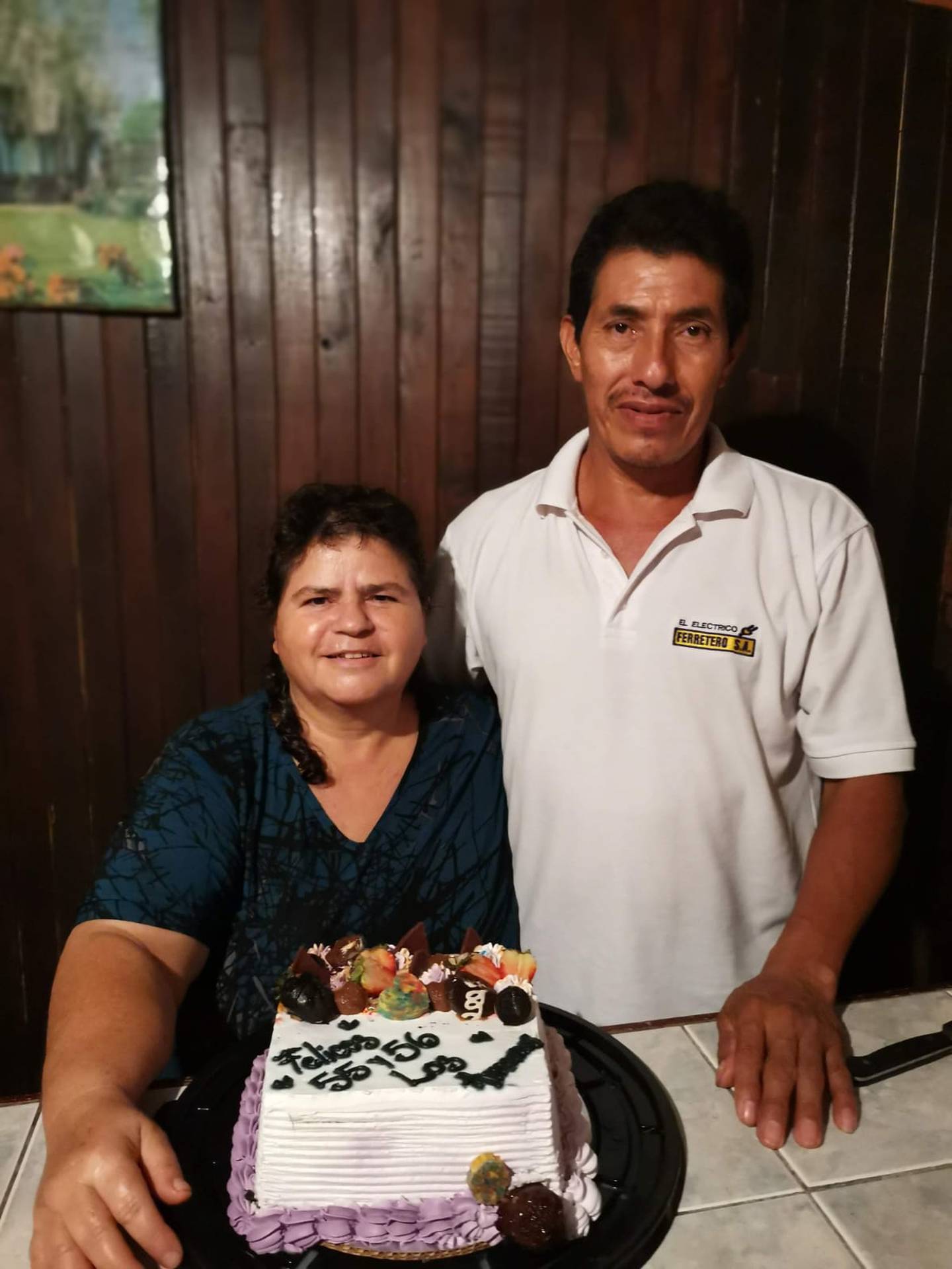 Doña Rosibel López Mendoza y don José Antonio Campos Palacios, pareja que falleció en accidente de tránsito en Río Frío. Foto cortesía Jorge Campos.