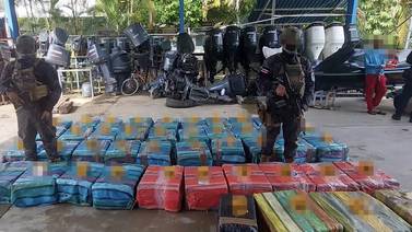 Guardacostas sorprenden a sujetos que transportaban más de 1.300 kilos de cocaína