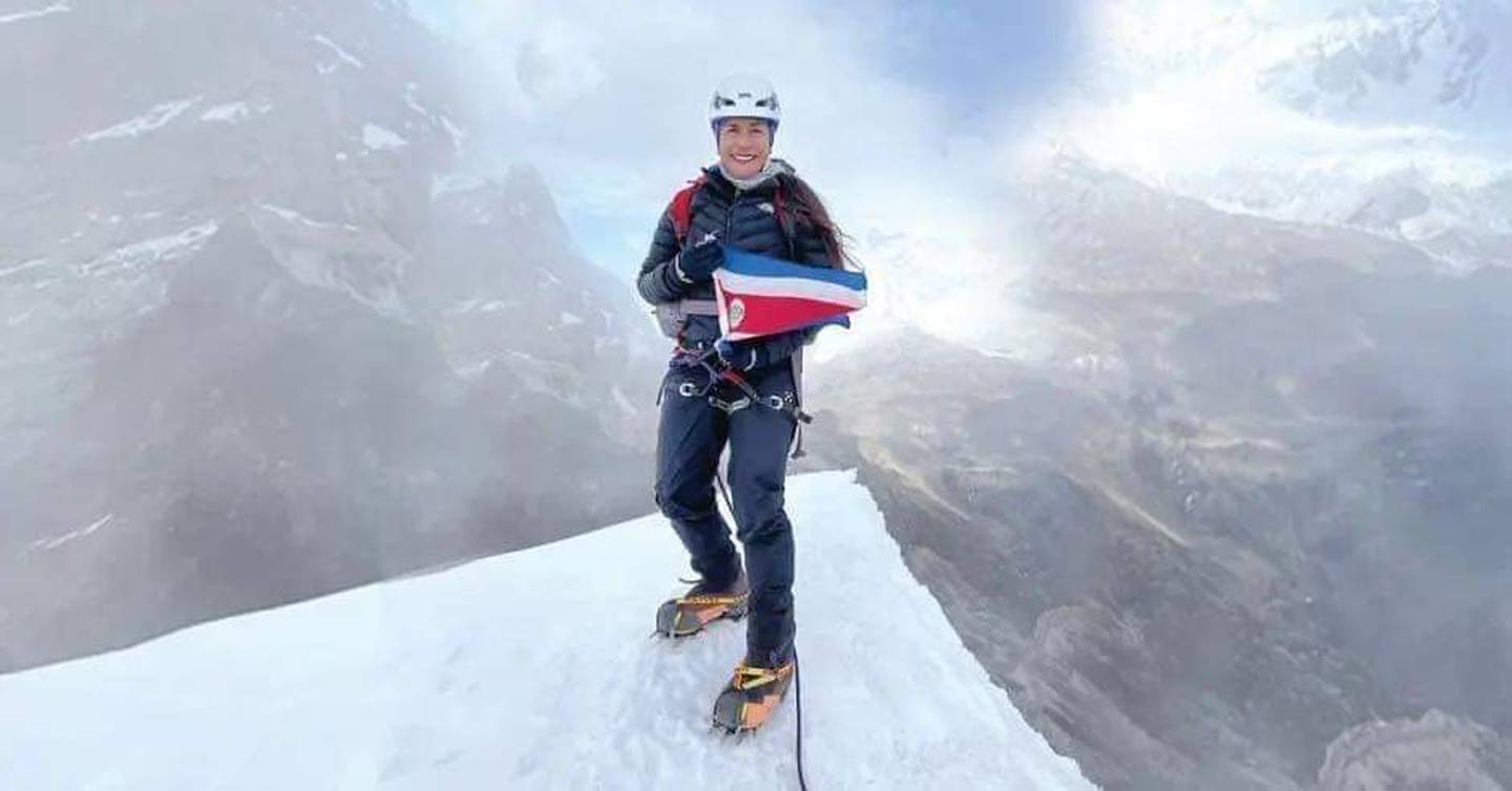 Ligia Madrigal es la primera mujer costarricense en llegar a la cima del monte Everest.