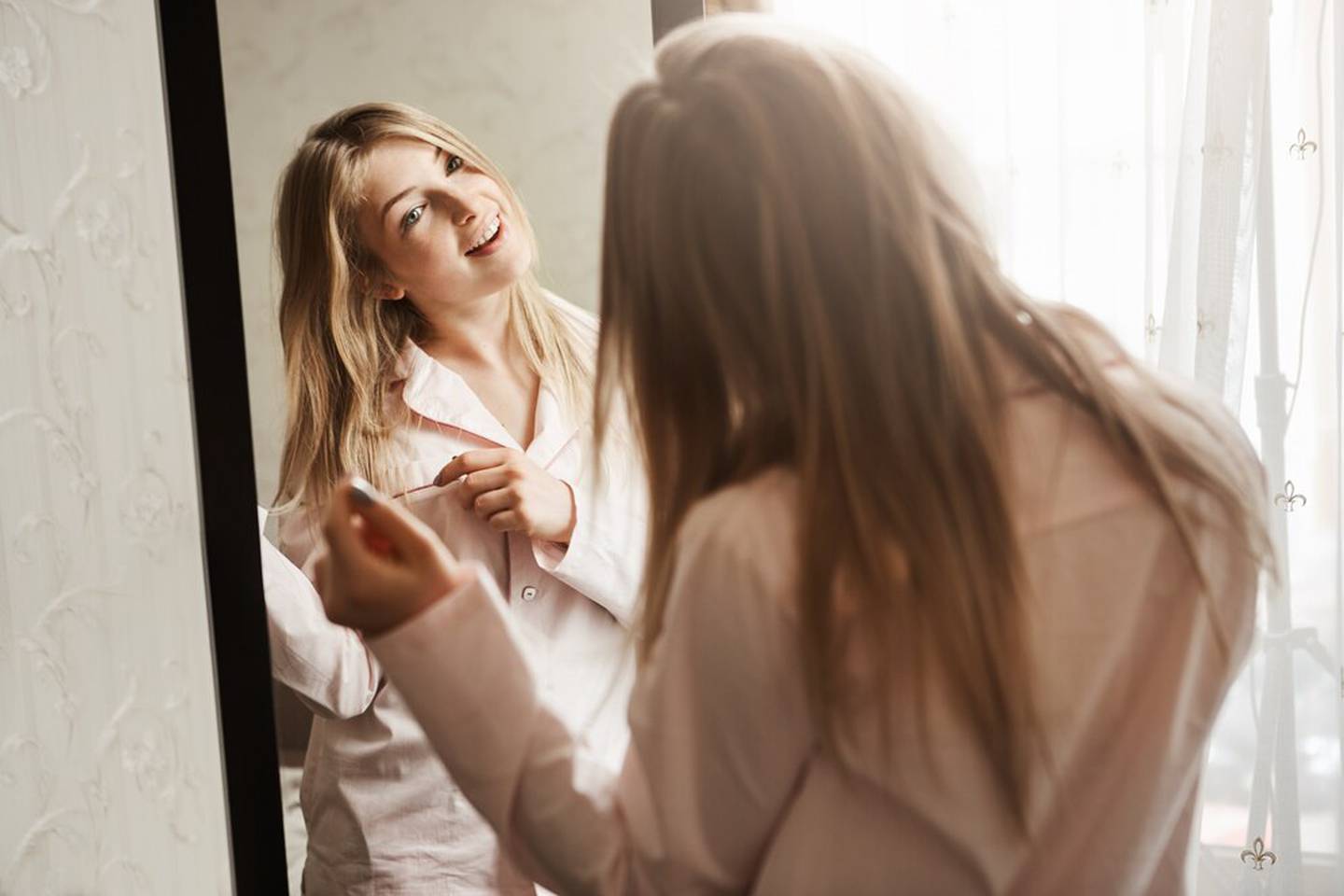 un espejo le puede ayudar a ganar un entrevista