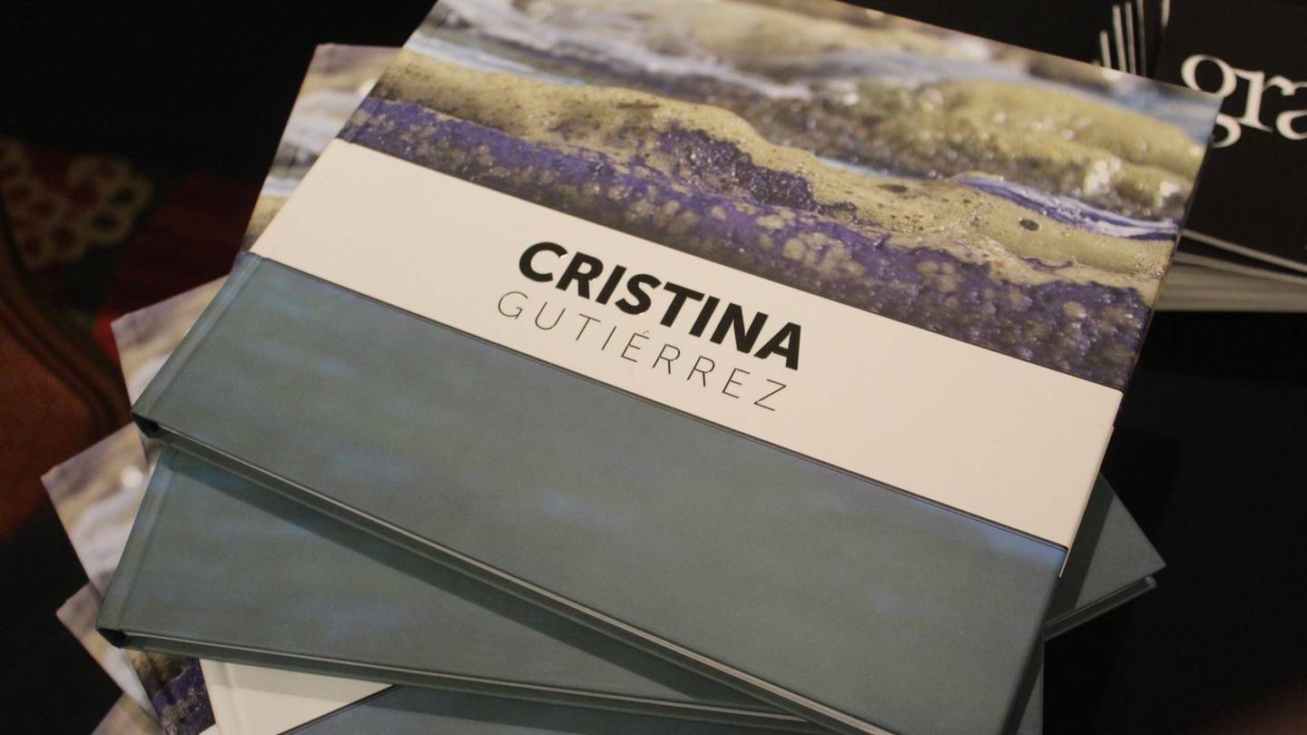 Cristina Gutiérrez es una artista nacional con gran trayectoria y tiene arte en sus manos.