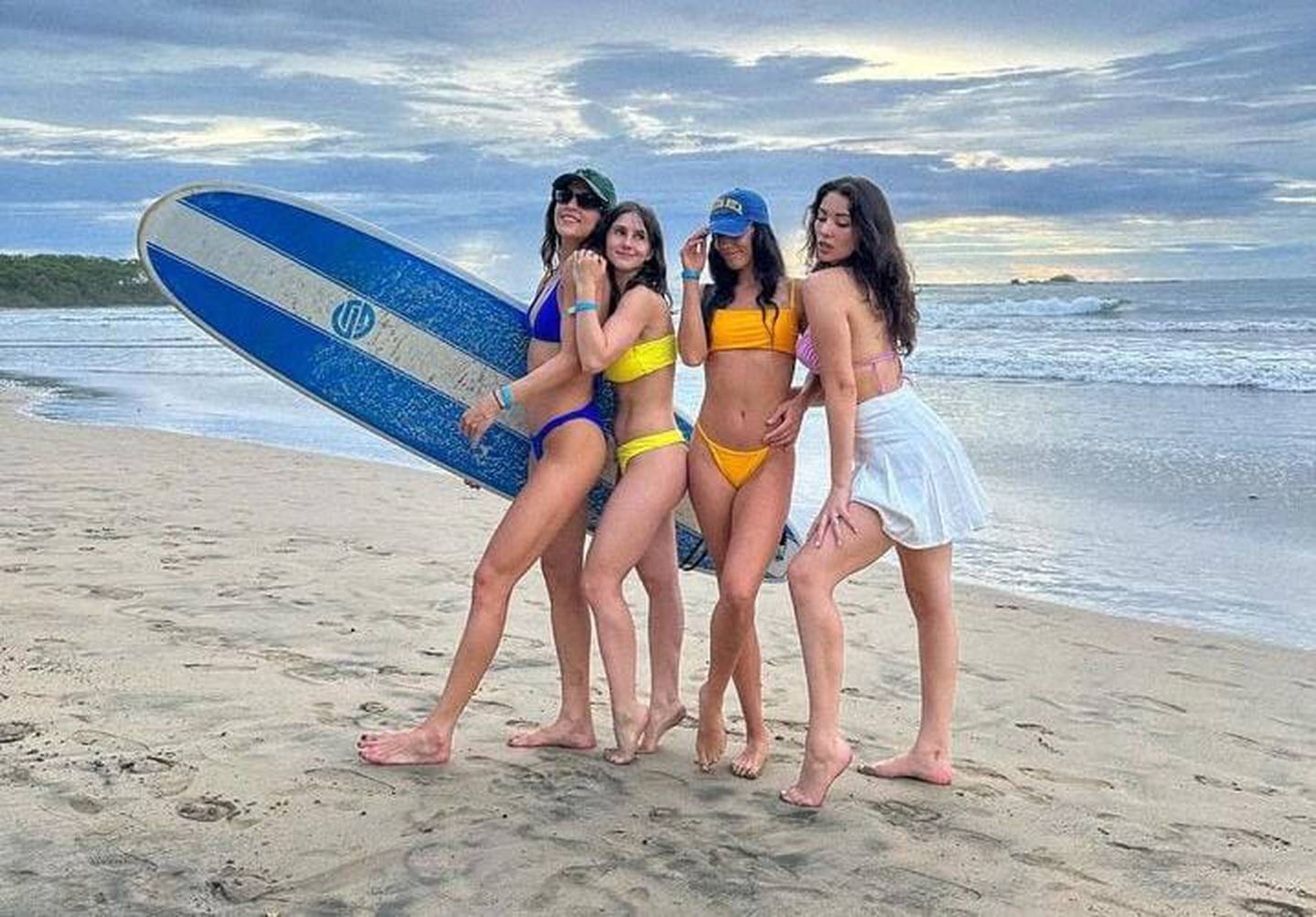 Famoso actriz mexicana Natasha Aguilar disfrutó en Costa Rica con amigas
